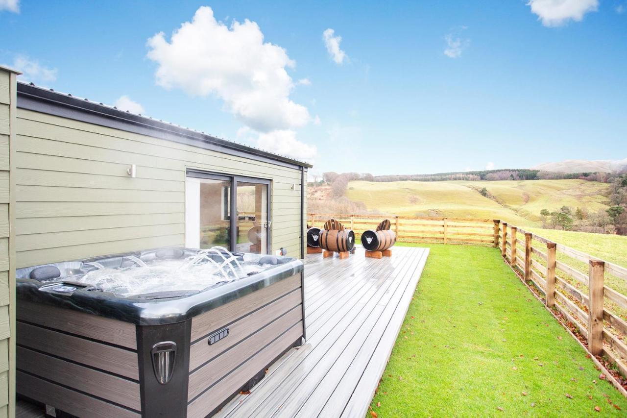 Shiphorns Luxury Cabin With A Hot Tub Eddleston ภายนอก รูปภาพ