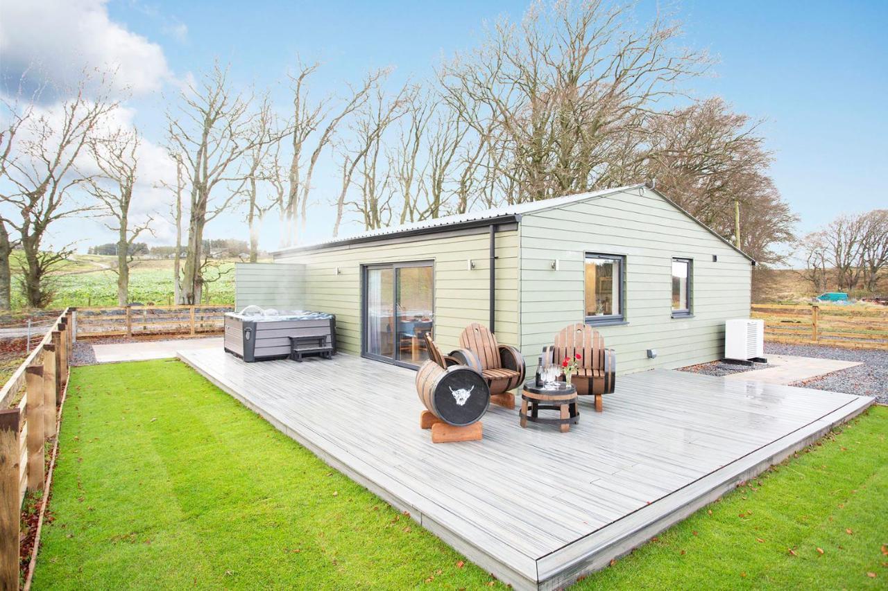 Shiphorns Luxury Cabin With A Hot Tub Eddleston ภายนอก รูปภาพ